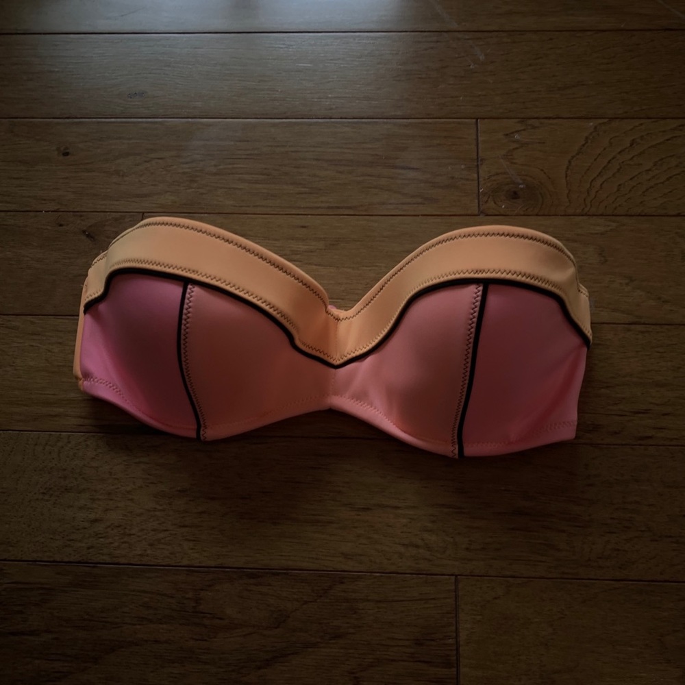 Victoria’s Secret Strapless Bikini Top